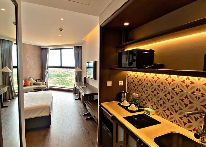 Khách sạn hẻo lánh Mandala Cham Bay Mui Ne - The Raclay Phan Thiết