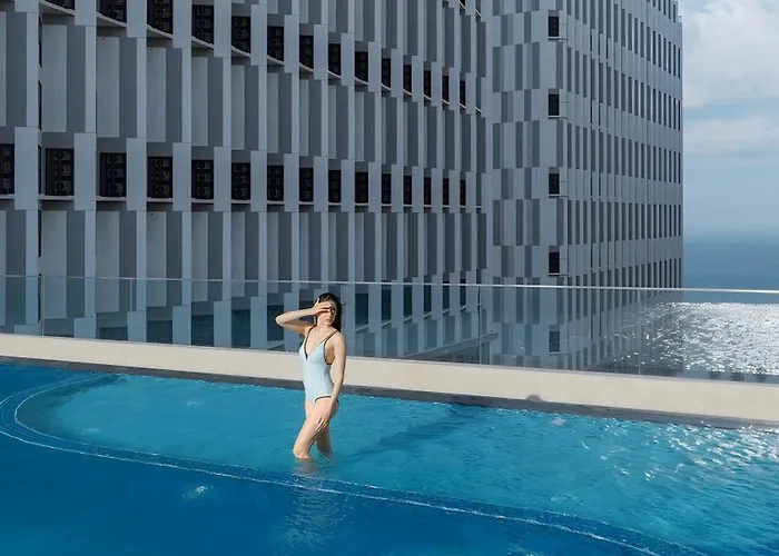 Khách sạn hẻo lánh Mandala Cham Bay Mui Ne - The Raclay 5*
